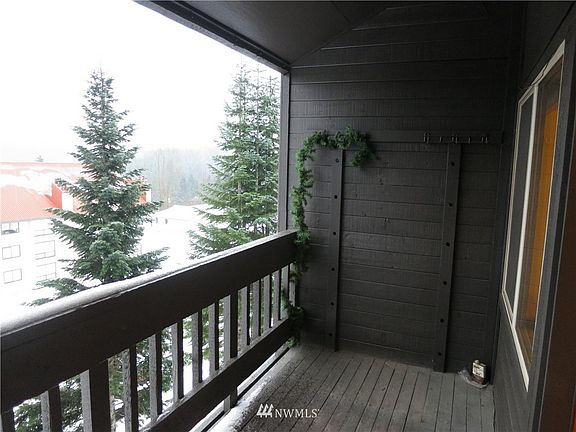 5th image of 223 E Hyak Drive #634