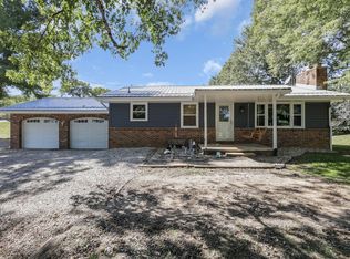 561 County Line Rd NE, Bremen, OH 43107