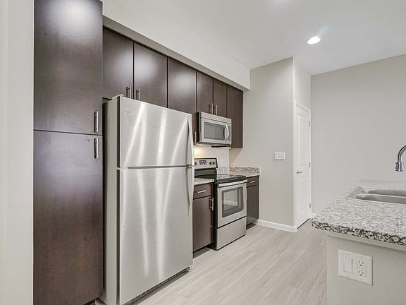 3rd image of 9940 Estero Oaks Dr #7-307
