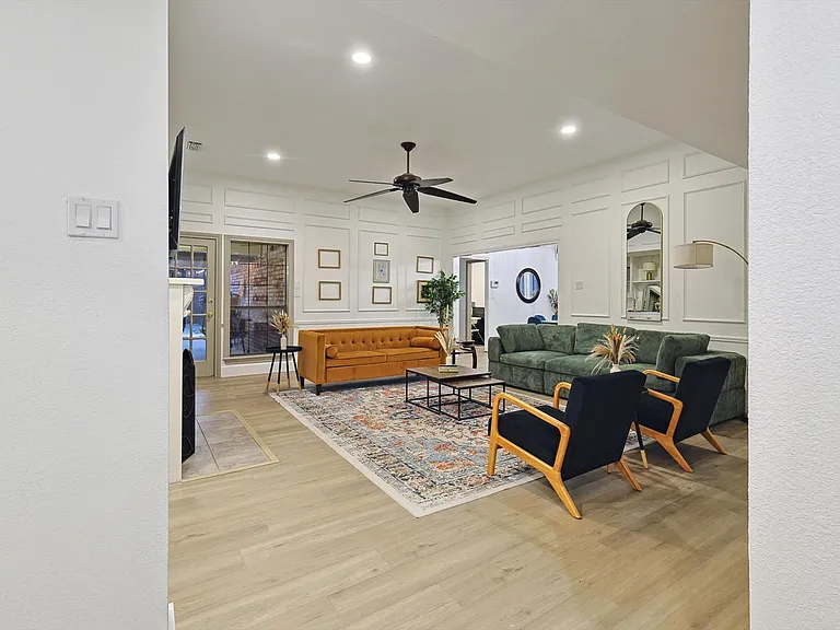 609 Arbor Creek Dr — Photo 12