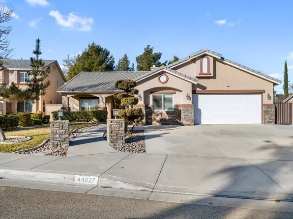 44027 22nd St W, Lancaster, CA 93536