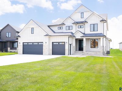5605 E Canter Ridge Cir, Sioux Falls, SD, 57110