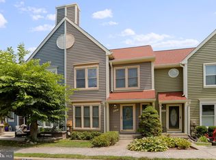 6642 E Beach Dr, New Market, MD 21774