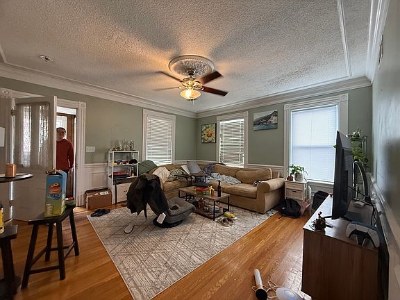 2nd image of 59 Riverdale St #4