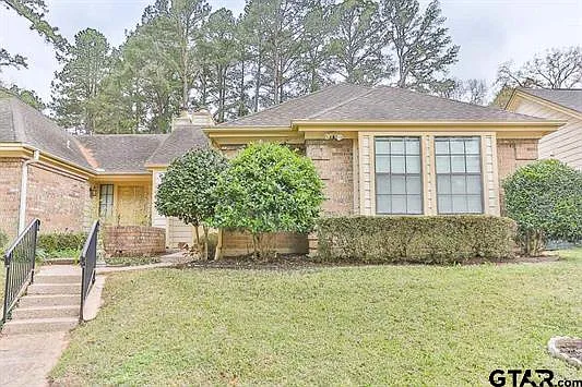 1767 Eaglewood Dr — Photo 1