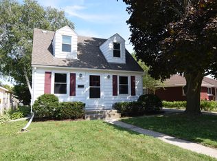 2940 S Orleans Ave, West Allis, WI 53227
