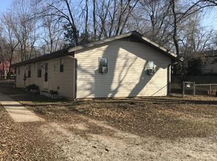 1158 S Glenn Ave, Springfield, MO 65802