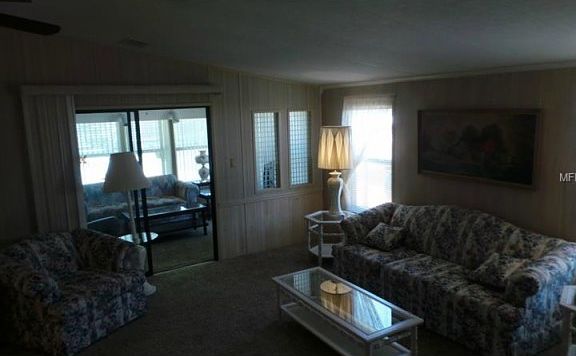2nd image of 6746 Kensington Dr NE