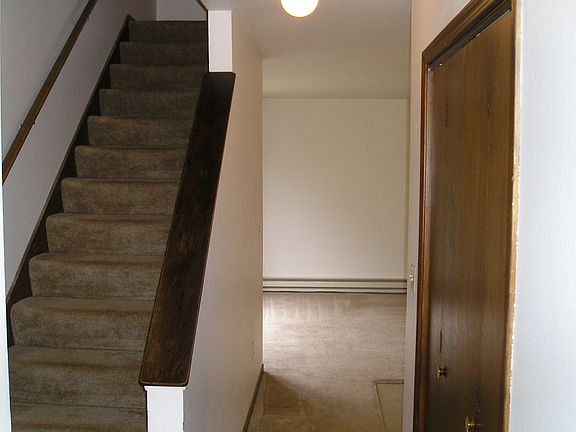 20-28 Pine Ridge interior pics 009_09132013