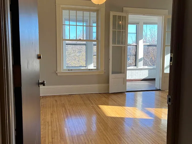 2716 Hennepin Ave S #31 — Photo 3
