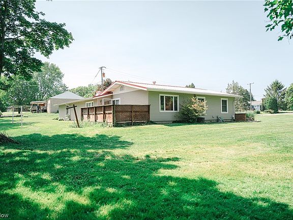 2nd image of 137 Terrace Cir