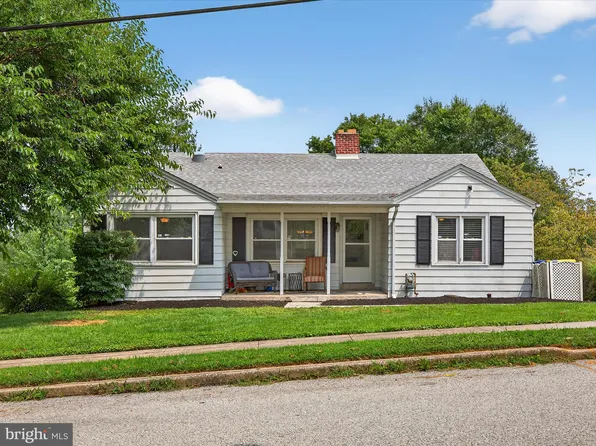 1345 Hill St, York, PA 17403