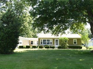 4080 Tapper Rd, Barberton, OH 44203