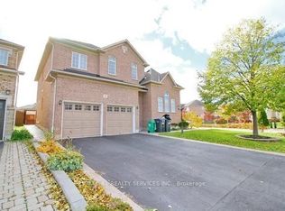 1 Harthill Ct E, Brampton, ON L7A 2N9