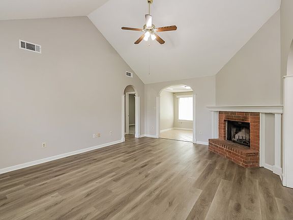 4th image of 4557 Cottage Hill Cv
