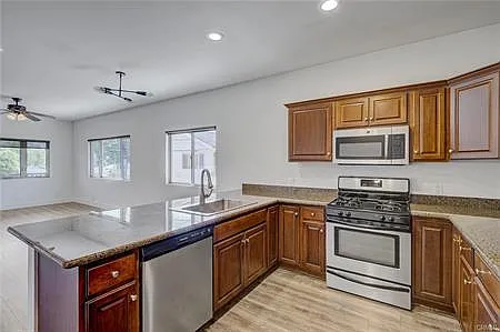 1581 Tustin Ave — Photo 8