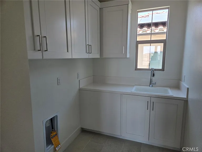 211 Maricopa — Photo 20