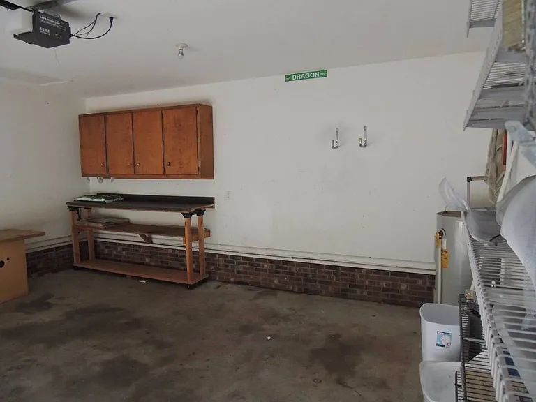 403 Jacqueline Dr — Photo 25