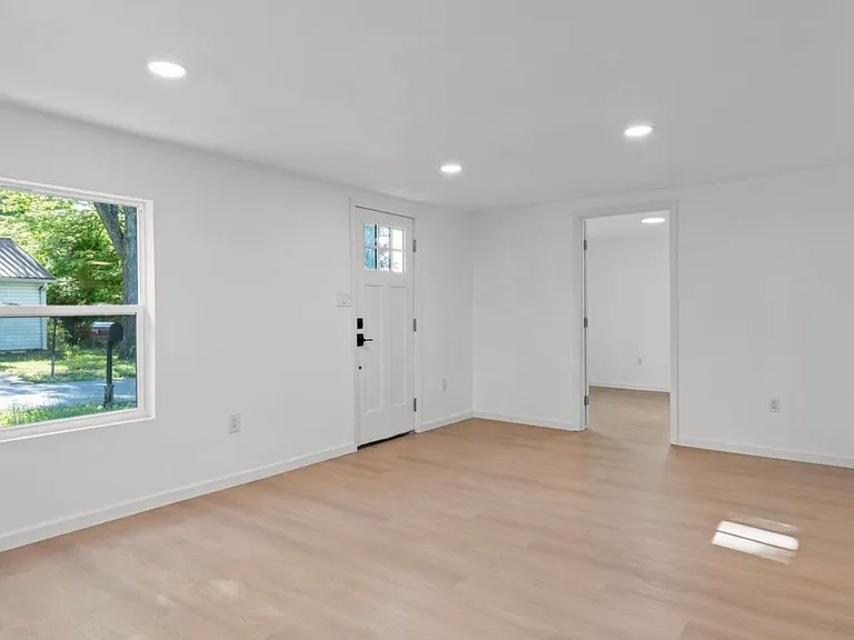 1510 Adams St — Photo 2