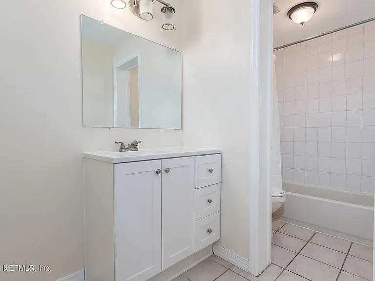 1735 El Camino Rd #5 — Photo 8