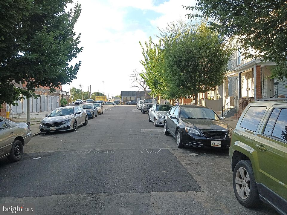2nd image of 605 N East Ave