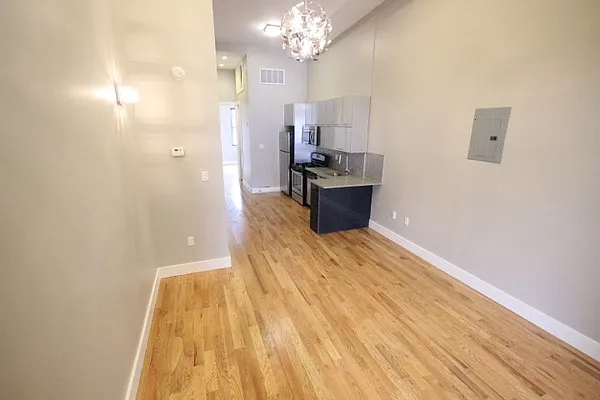 Rented by Nooklyn NYC LLC | media 16