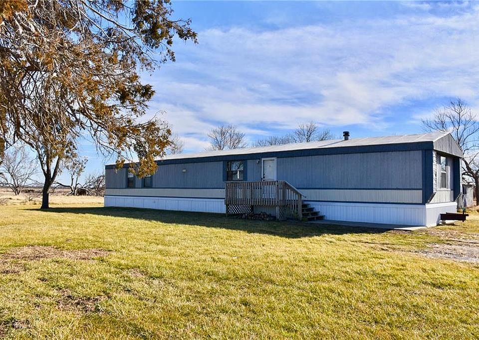 2528 Haskell Rd, Ottawa, KS 66067 Zillow