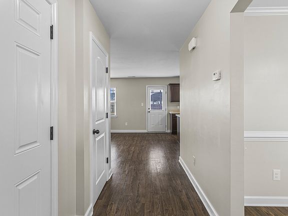 4th image of 119 Prospect Dr