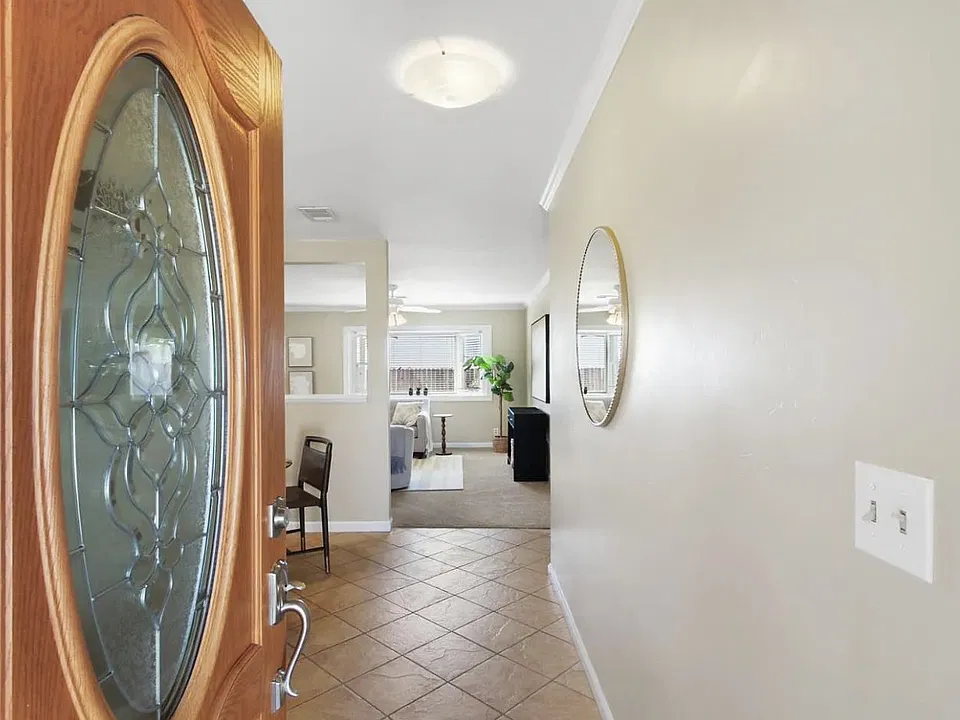 216 San Luis St