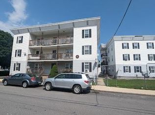 19 Hebert Ave #3R, Woonsocket, RI 02895