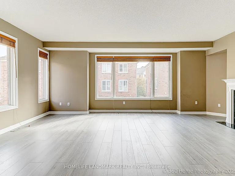 189 Leitchcroft Cres #UPPER — Photo 14