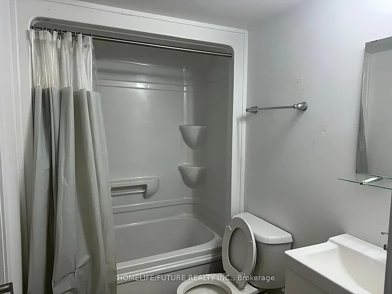 1760 Simcoe St N #65 — Photo 8