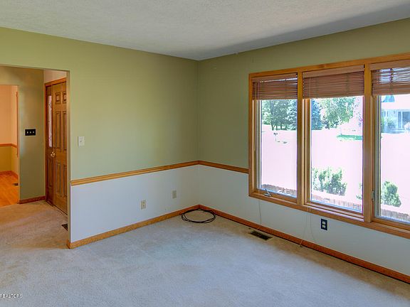 4th image of 5150 Killarney Dr