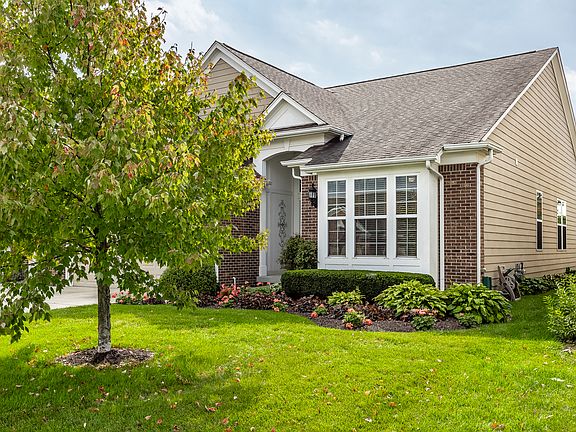 3rd image of 8855 Heatherstone Pl