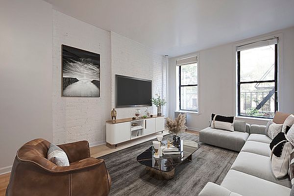 1st image of 215 E 10th St APT 6
