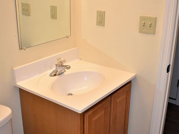 4th image of 1100 W Philadelphia St #14-104-104A