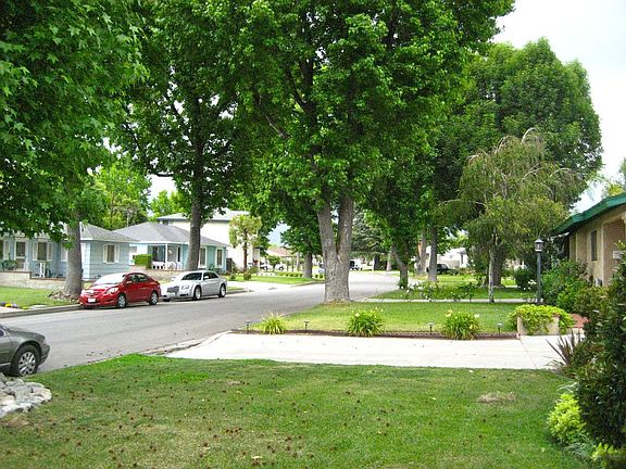 3rd image of 2740 Fairgreen Ave