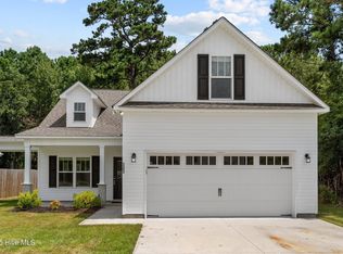 1303 Dan Owen Dr, Hampstead, NC 28443
