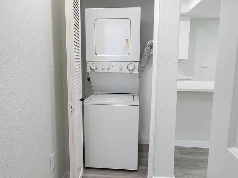 2820 Sawtelle Blvd — Photo 68