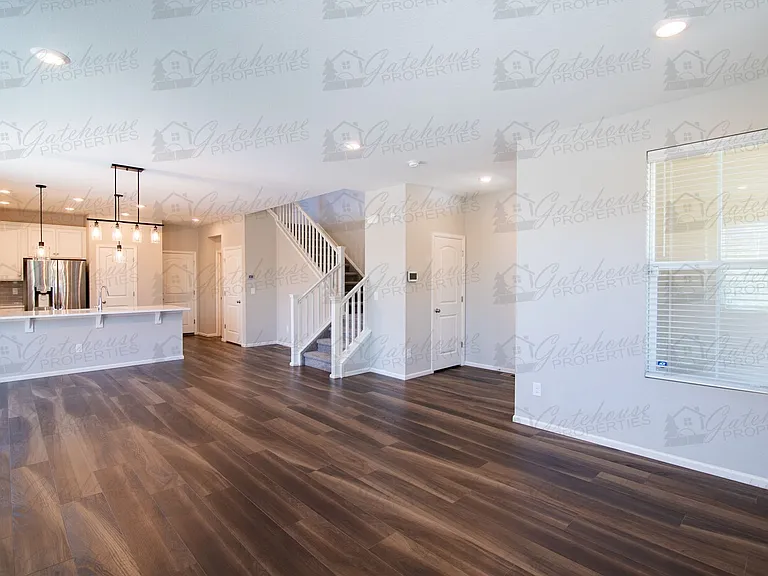 10294 E 59th Ave — Photo 8