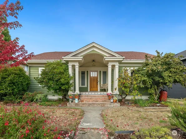 714 N 100th Street, Seattle, WA 98133