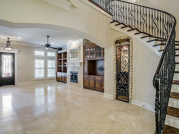 4th image of 64 Veranda Ln #410