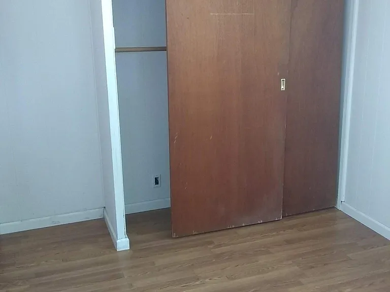 647 Park Dr — Photo 9