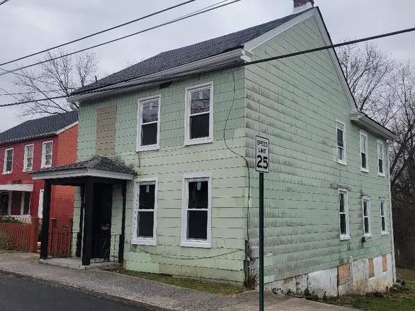 208 E Liberty St, Martinsburg, WV 25404