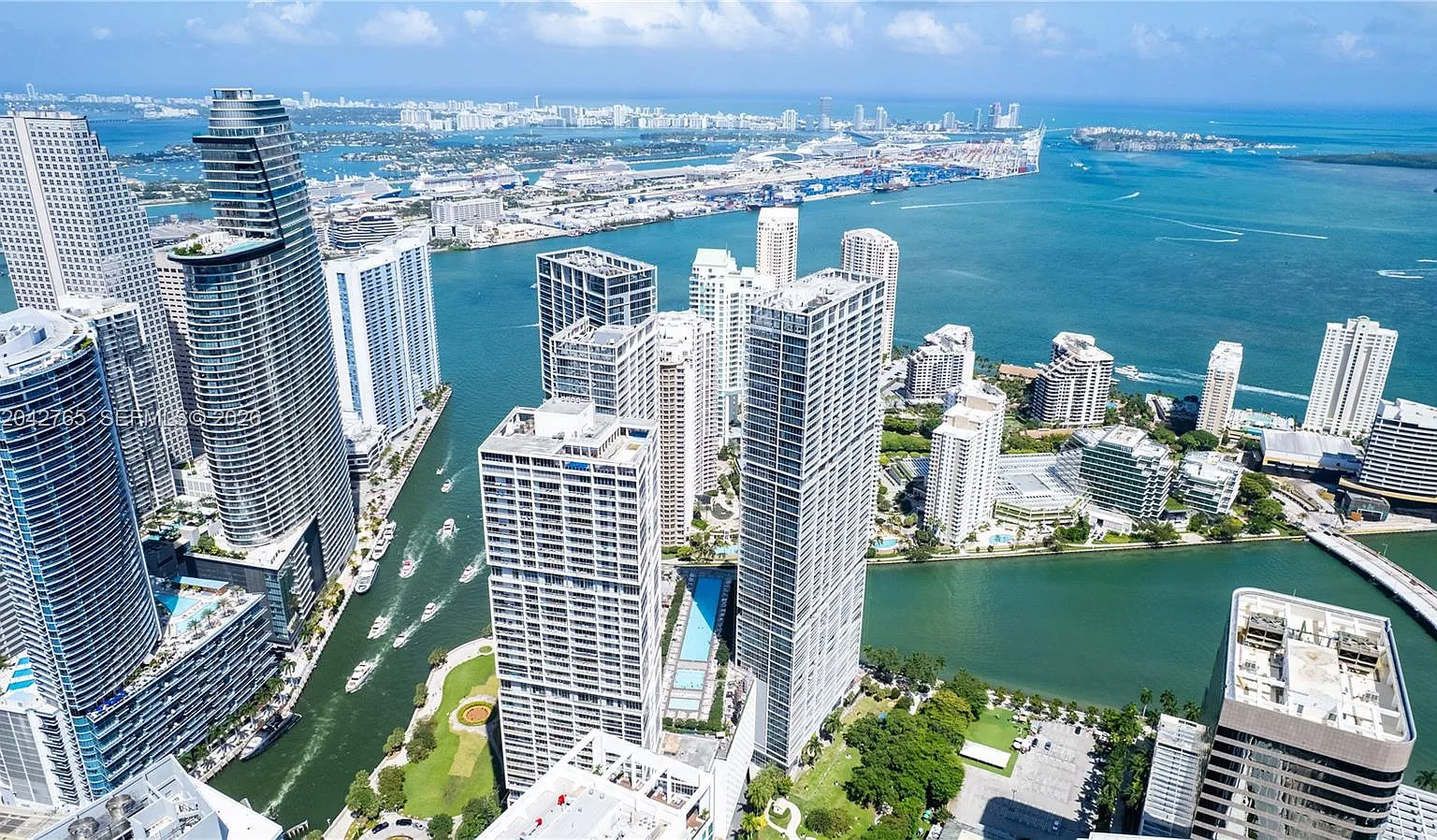 Icon Brickell No Two — Photo 2