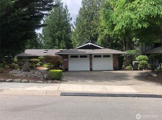 16765 154th Ave SE, Renton, WA 98058