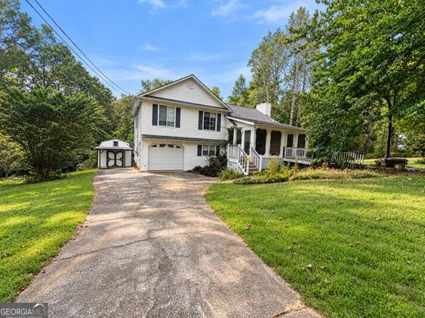 271 Hampton Ln, Ball Ground, GA 30107