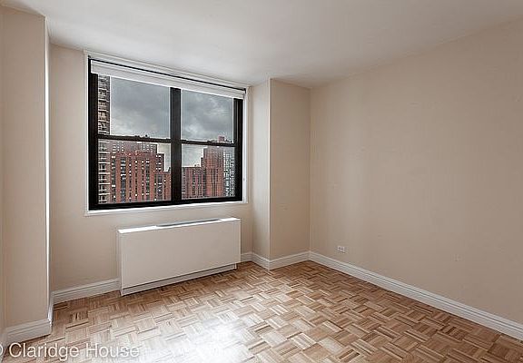3rd image of 201 E 87th St APT 23N