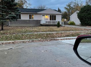 215 Harrison St, Inkster, MI 48141