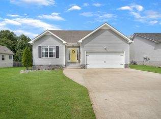 669 Sly Fox Dr, Clarksville, TN